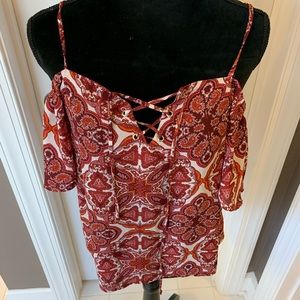 Off shoulder flowy top